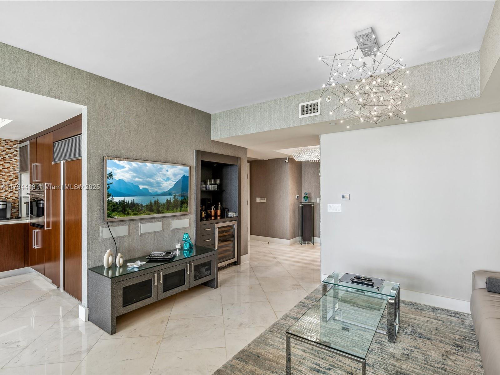 ACQUALINA OCEAN RESIDENCE - Residential