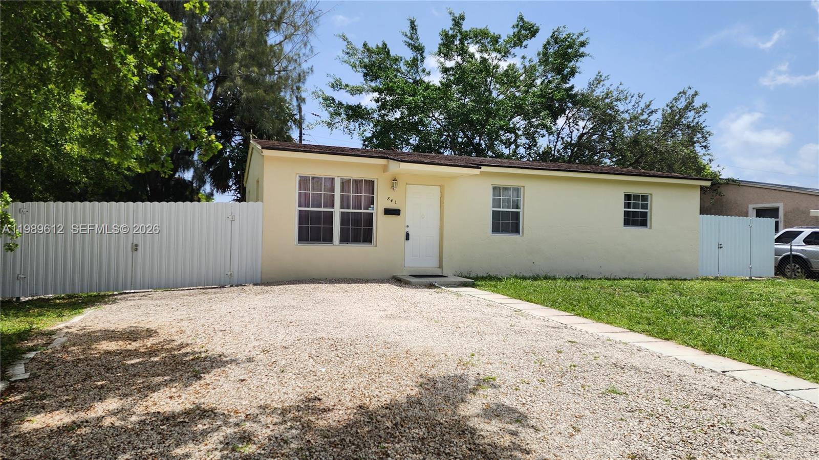 BOULEVARD HEIGHTS SEC 3 - Residential Lease