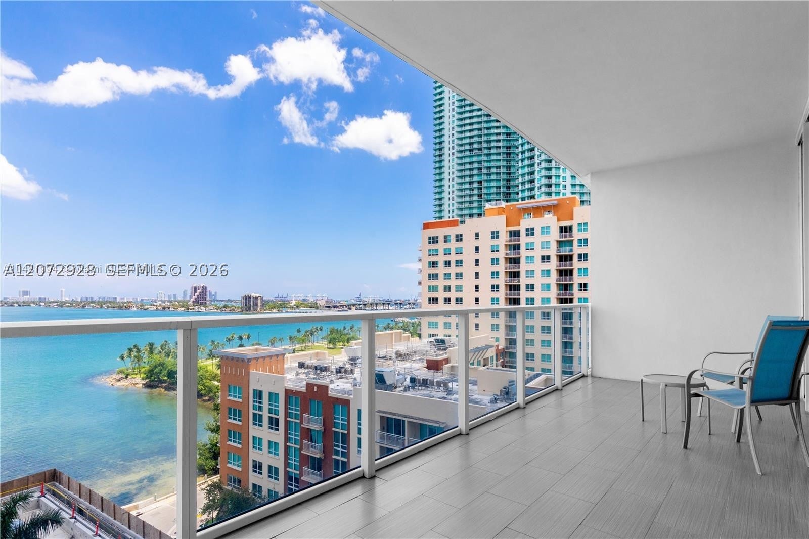 2020 N Bayshore Dr 1009