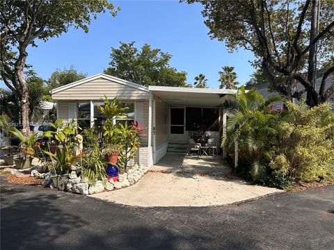 3001 SW 18th Ter Lot 87, Fort Lauderdale, FL 33315 - #: A11589223
