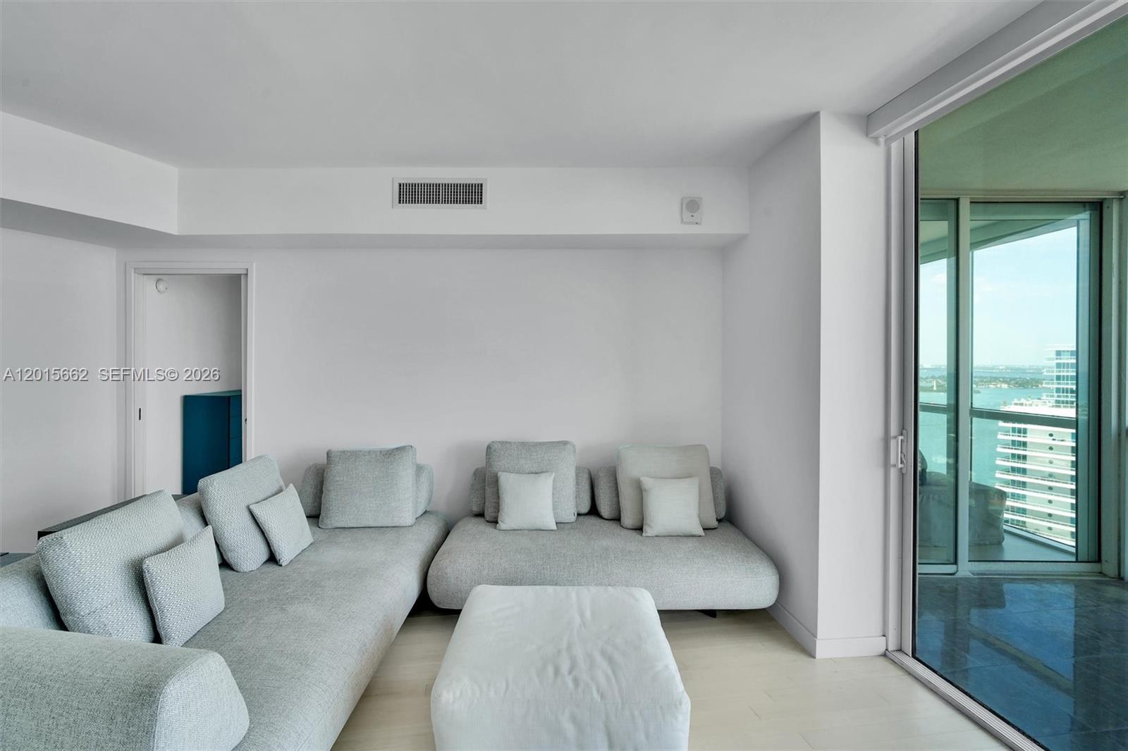 ICON CONDO - Residential Lease