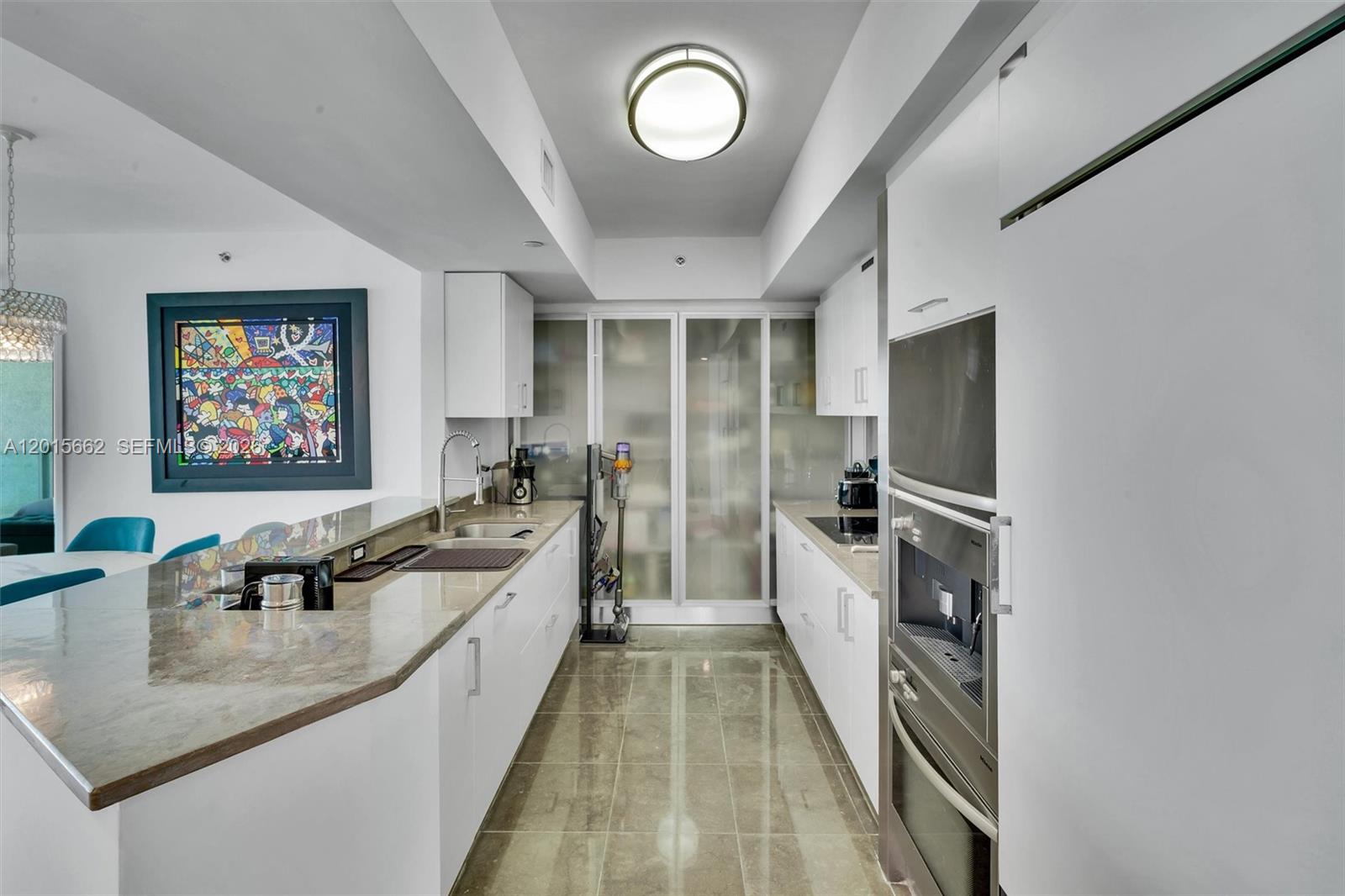ICON CONDO - Residential Lease