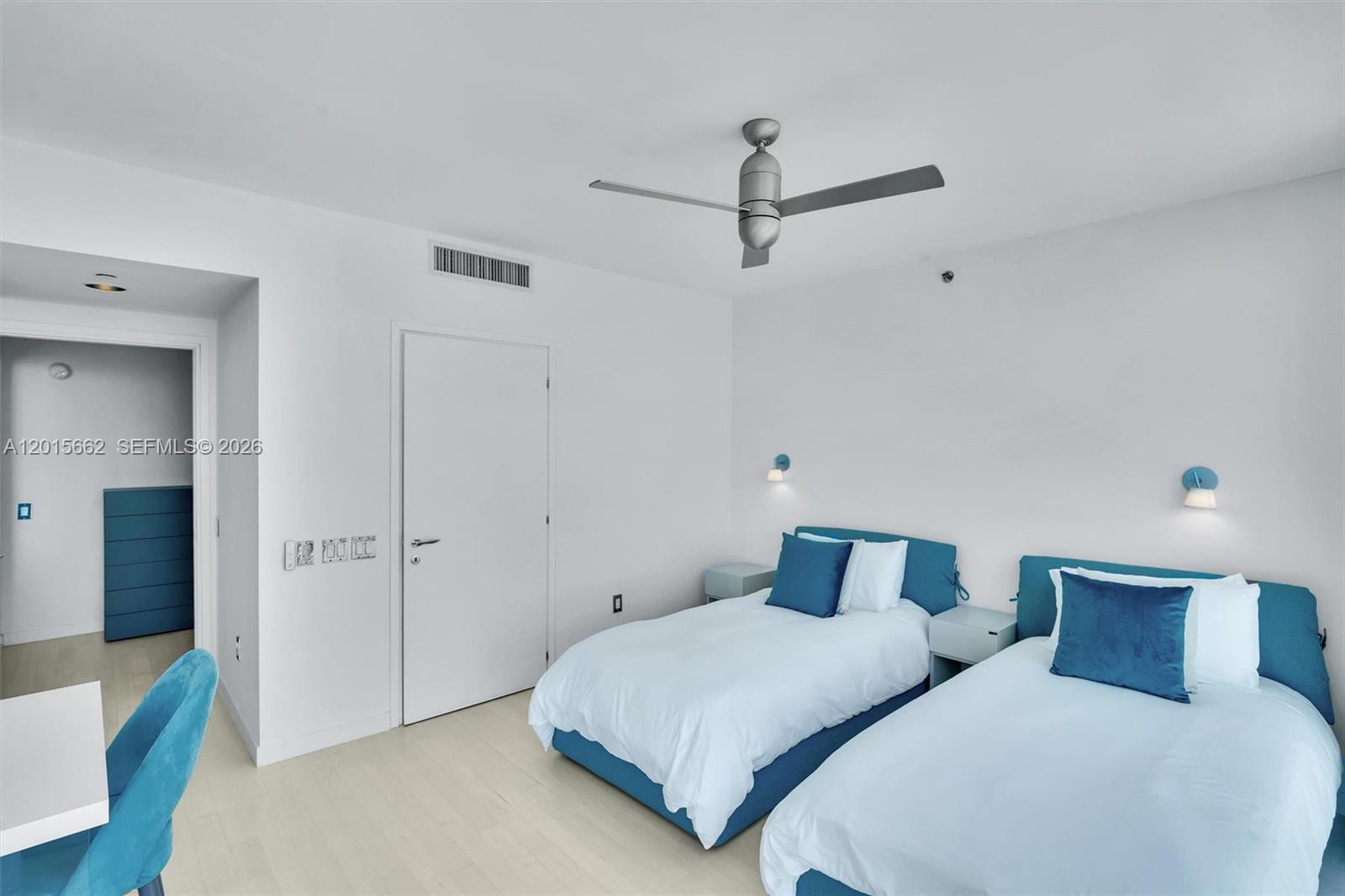 ICON CONDO - Residential Lease