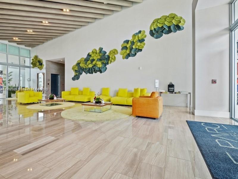 View photos, virtual tours, details... 1600 SW 1st Ave 611