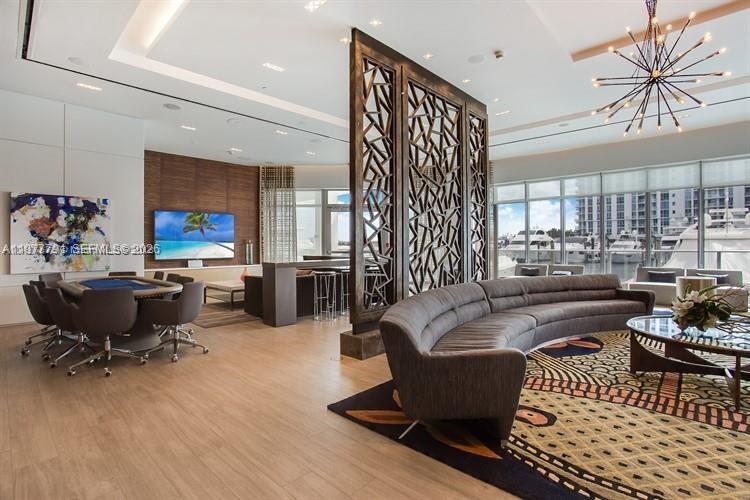 MARINA PALMS RESIDENCES N - Residential Lease