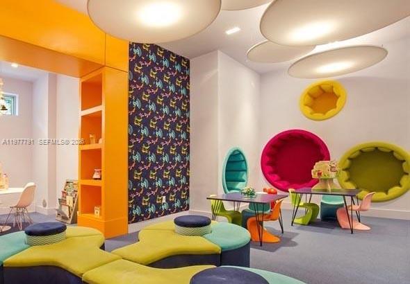 MARINA PALMS RESIDENCES N - Residential Lease