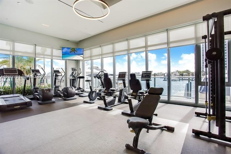 MARINA PALMS RESIDENCES N - Residential Lease