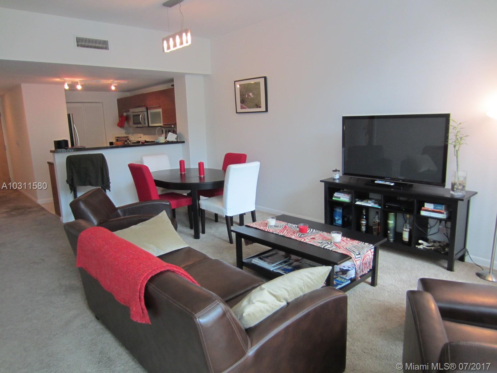 VIZCAYNE NORTH CONDO - Residential Lease