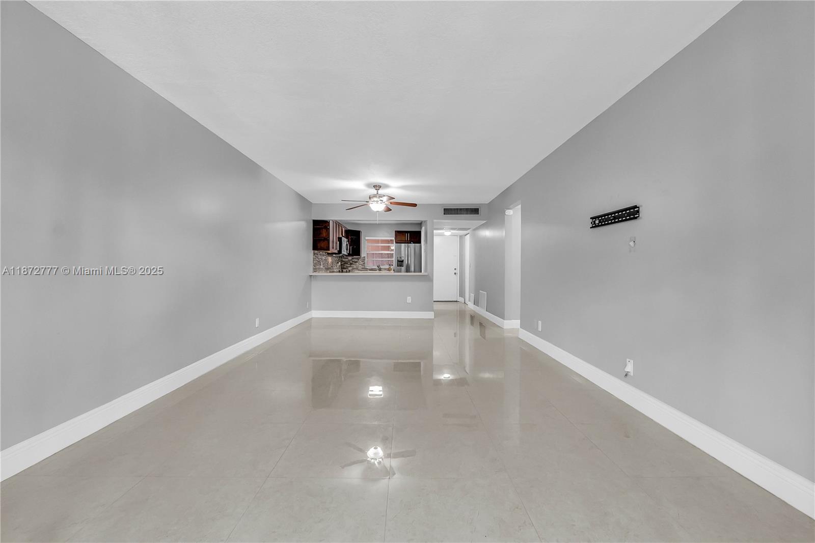 LIVE OAK CONDO TWELVE - Residential Lease