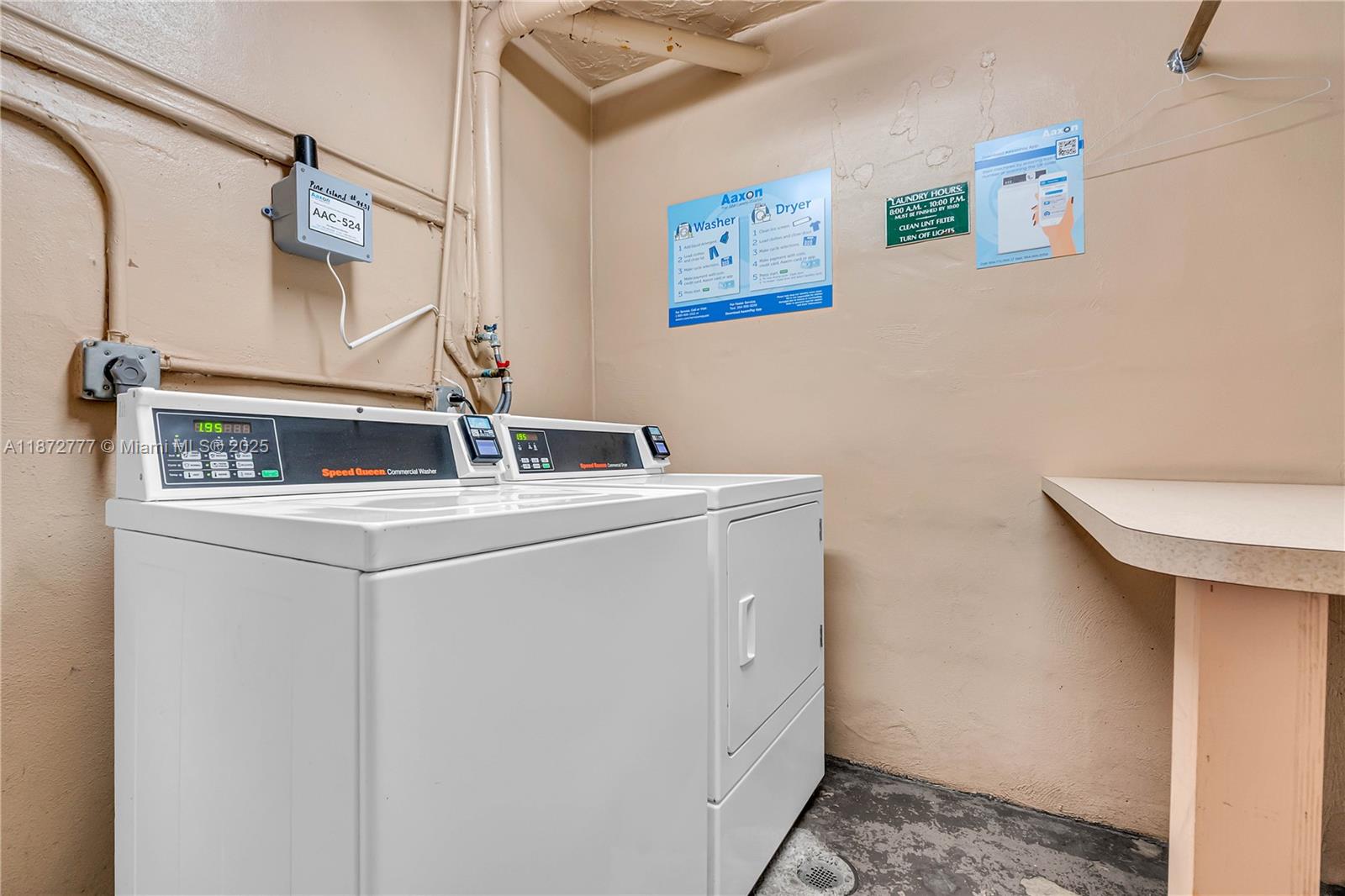 LIVE OAK CONDO TWELVE - Residential Lease