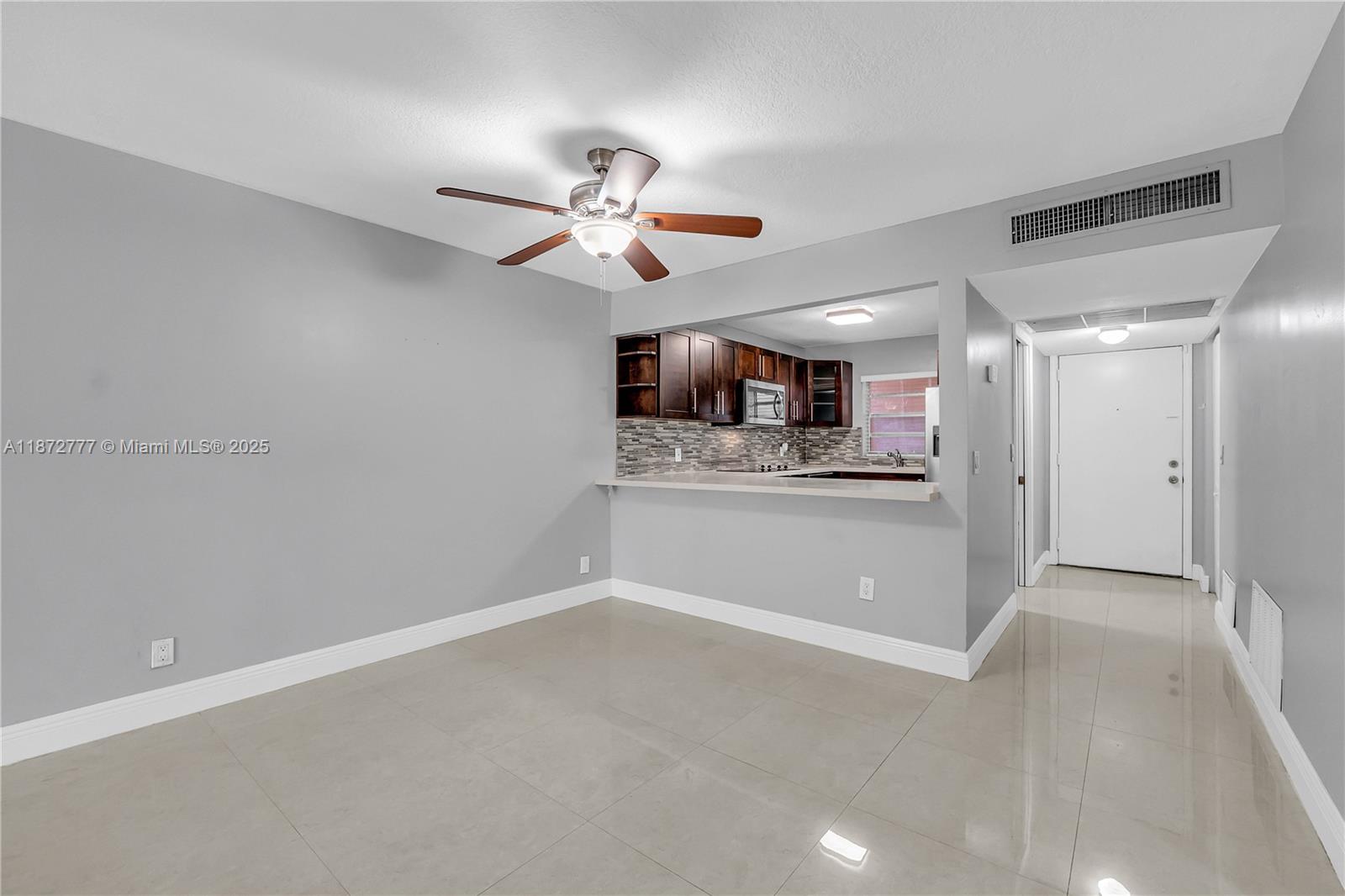 LIVE OAK CONDO TWELVE - Residential Lease