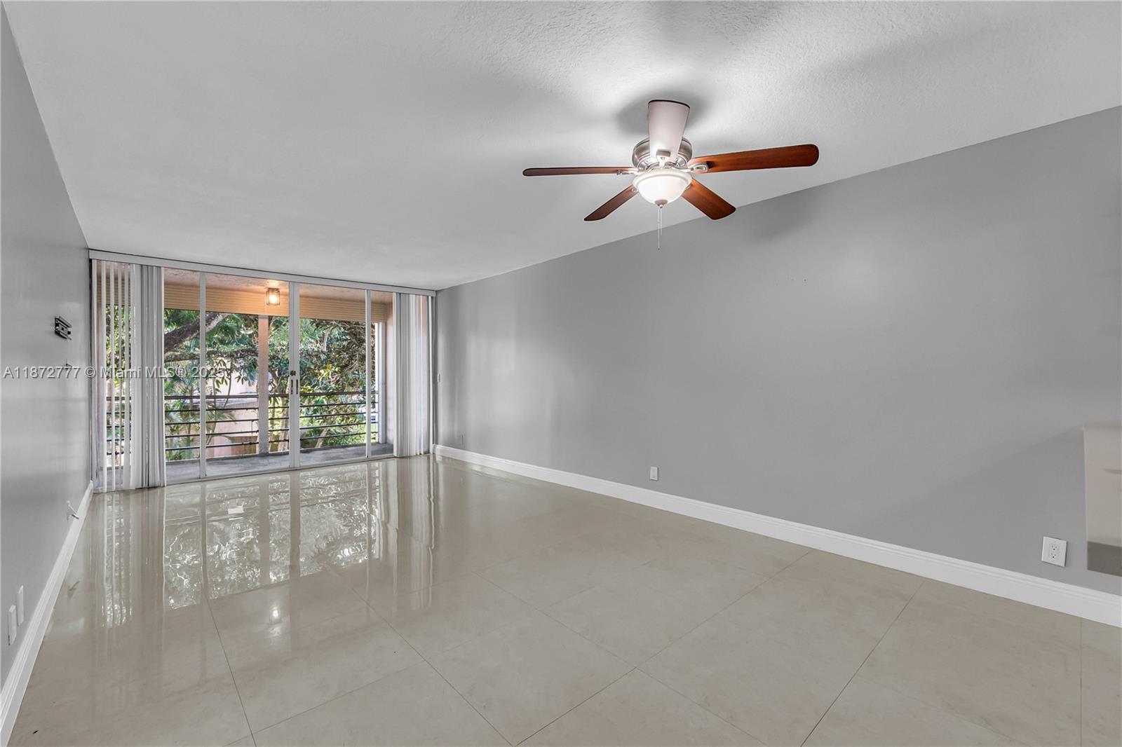 LIVE OAK CONDO TWELVE - Residential Lease