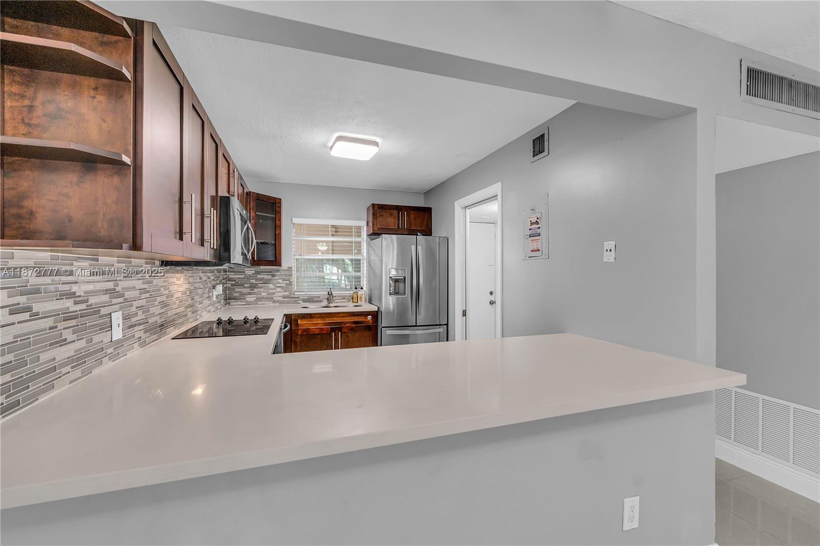 LIVE OAK CONDO TWELVE - Residential Lease