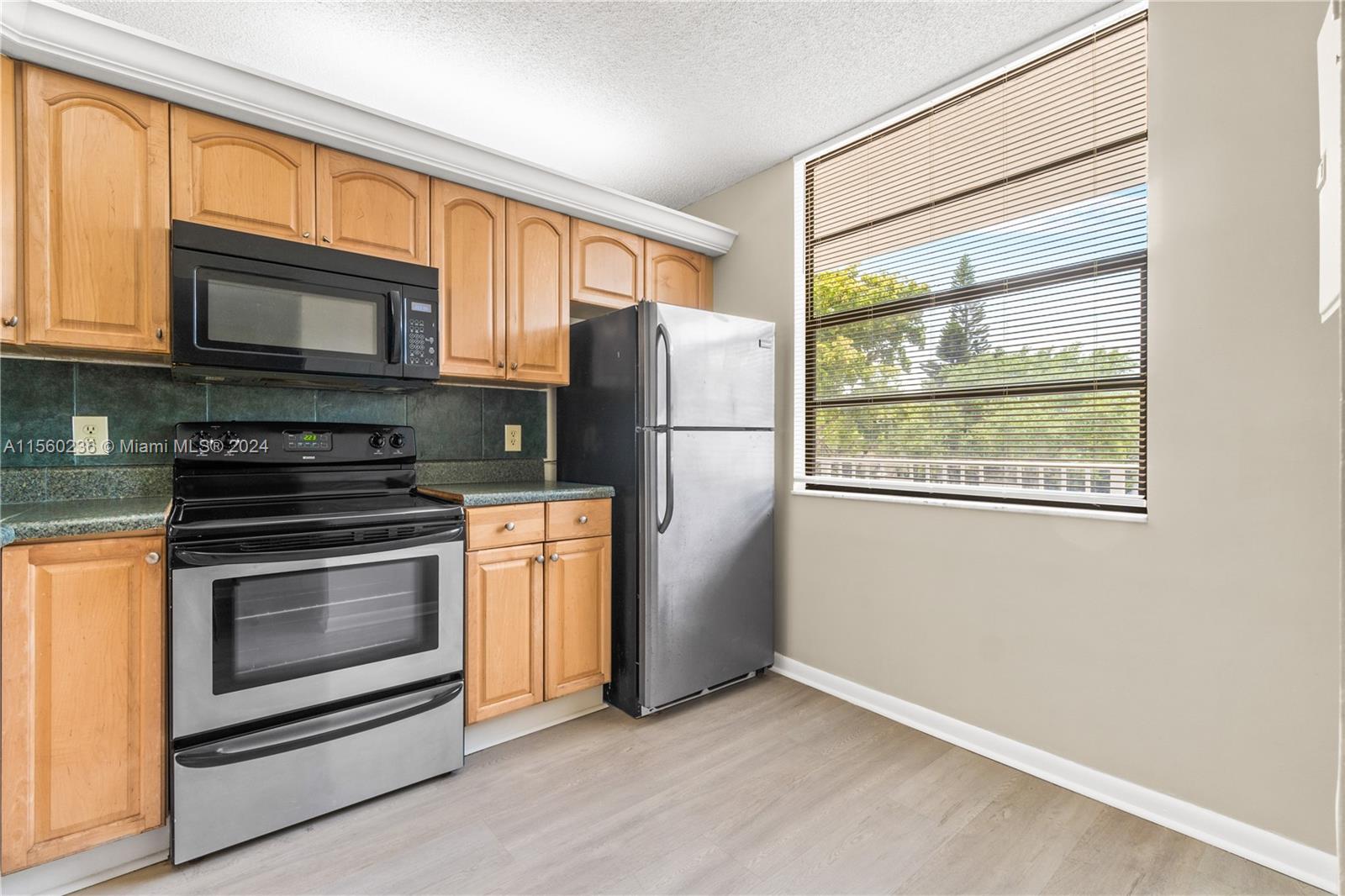 WHITEHALL CONDO OF THE LA - Residential Lease