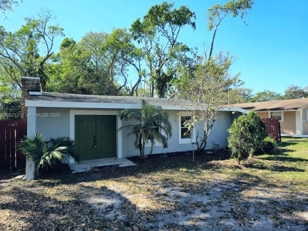 Photo of 6208 SW 26th St, Miramar, FL 33023 (MLS # A12021212)