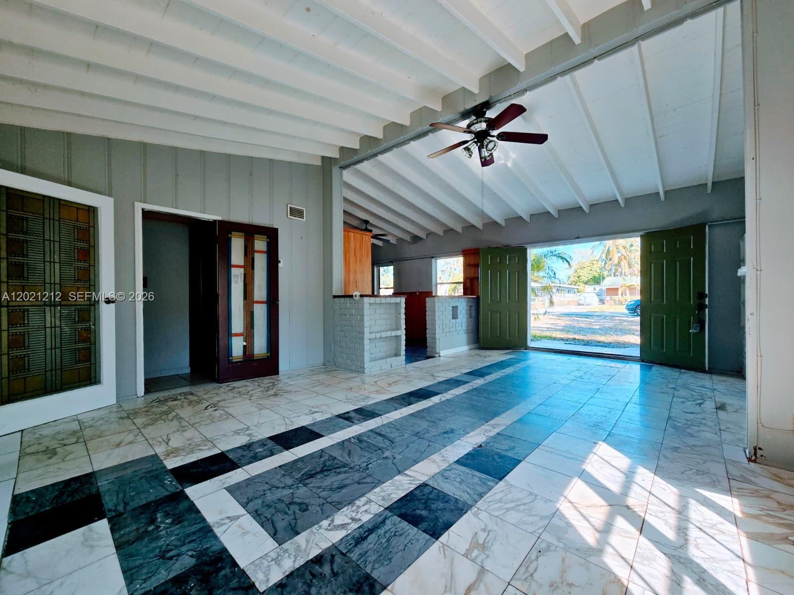 MIAMI GARDENS ESTATES SEC - Residential