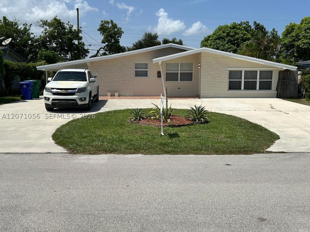 Photo of 7637 Ramona St, Miramar, FL 33023 (MLS # A12071056)