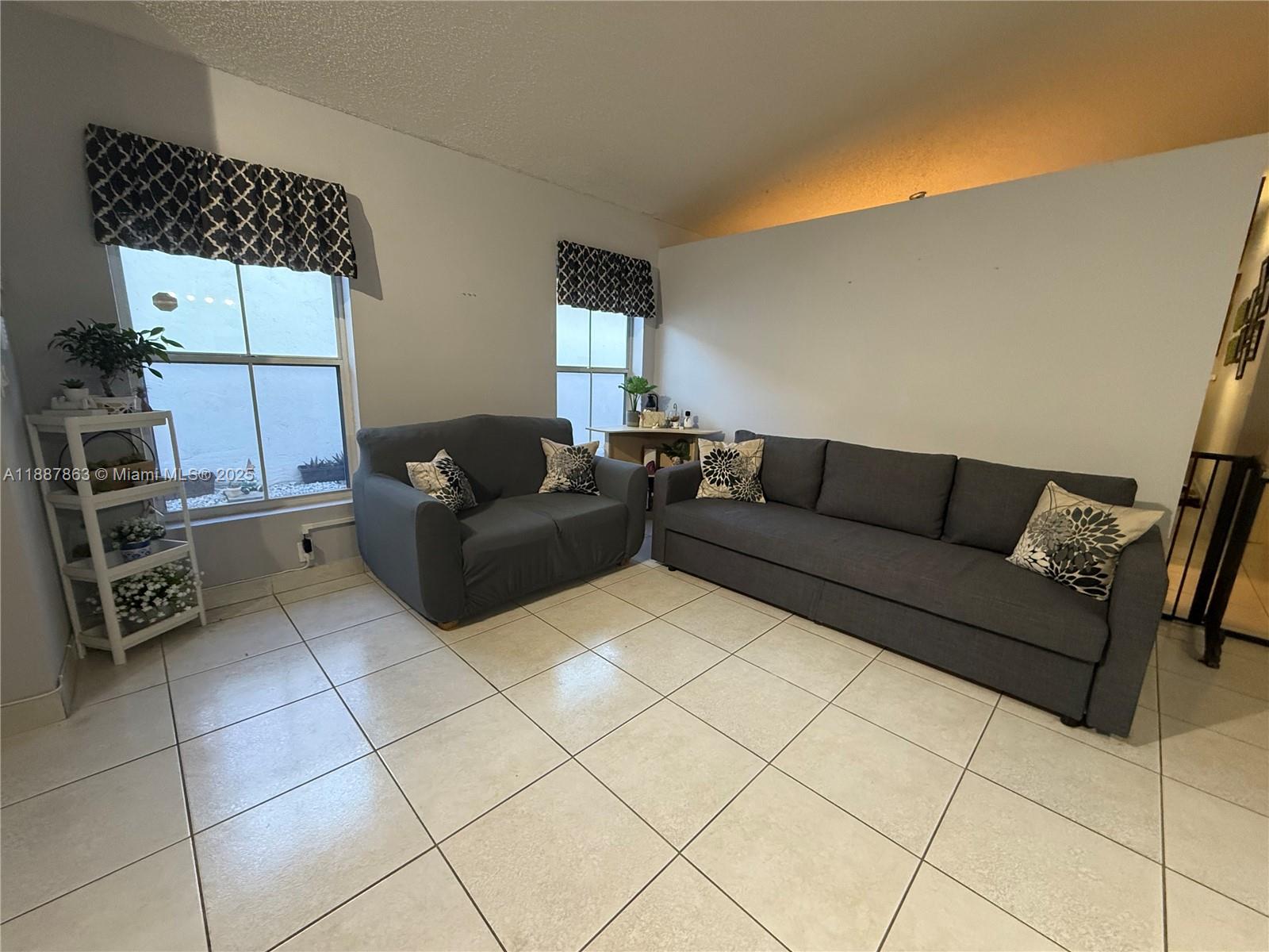 DIMENSIONS NORTH AT CHAPE - Residential