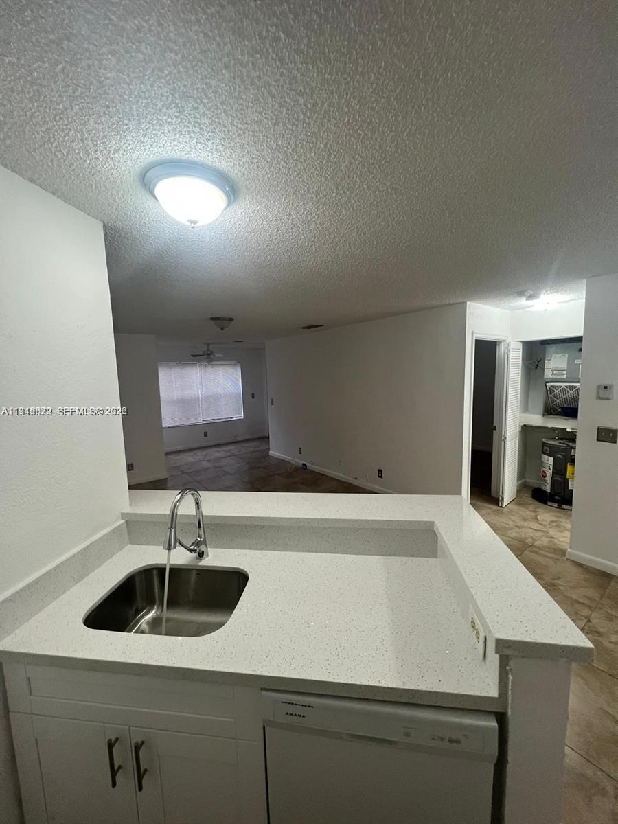 CORAL KEY CONDO - Residential