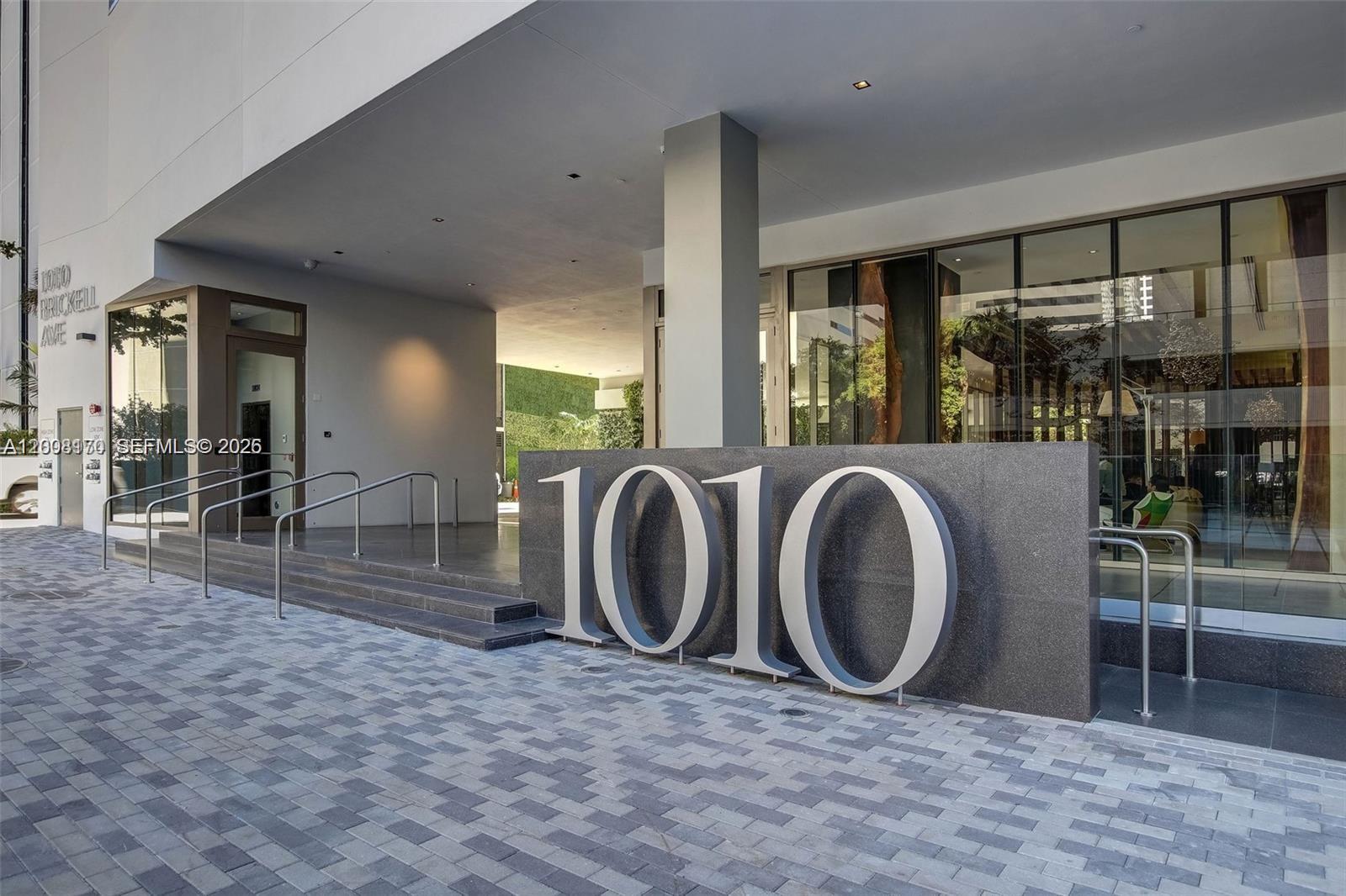 1010 BRICKELL CONDO - Residential