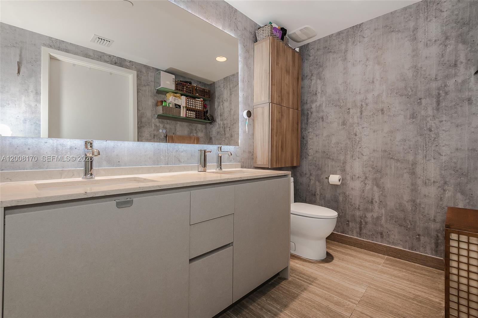 1010 BRICKELL CONDO - Residential