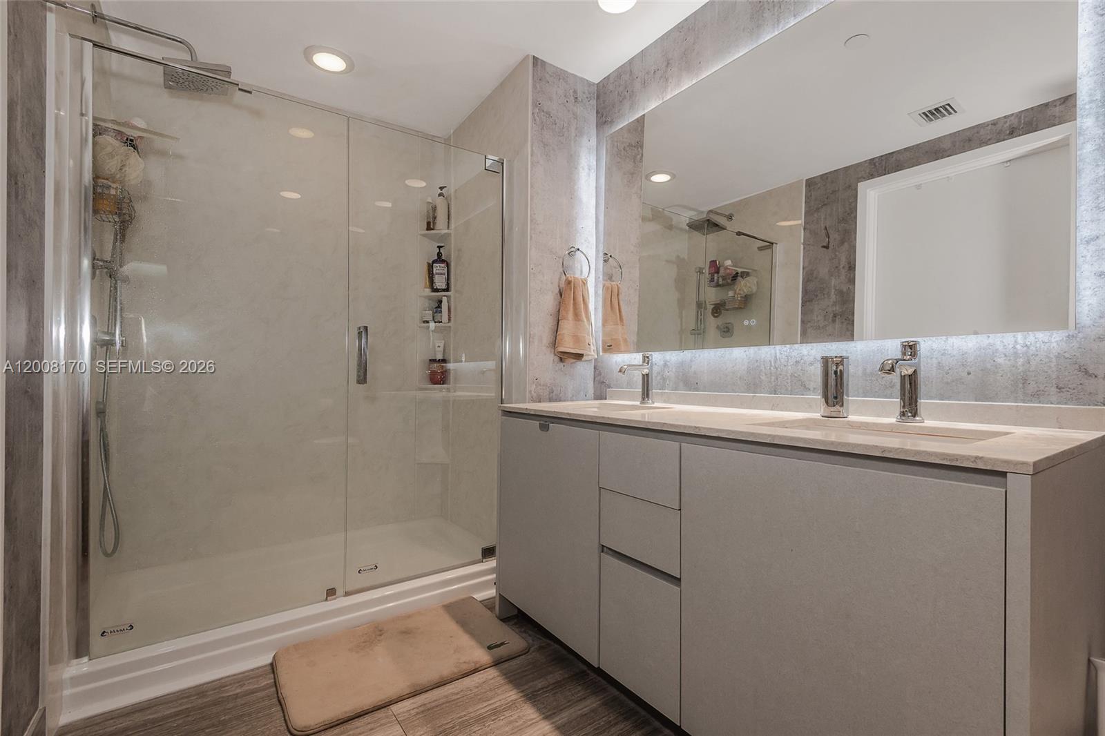 1010 BRICKELL CONDO - Residential