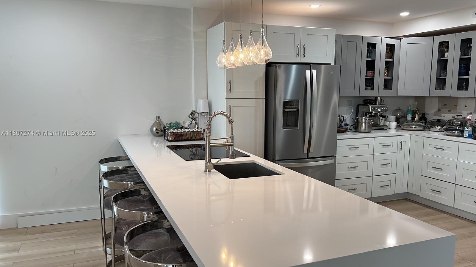 CORONADO CONDO- TOWER II - Residential