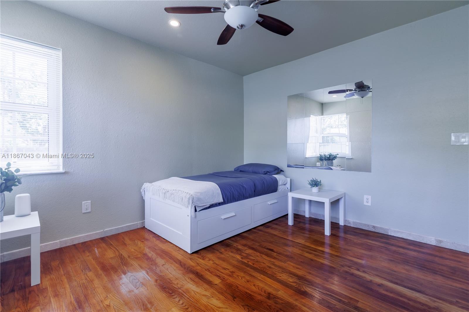 BRENTWOOD - Residential Lease