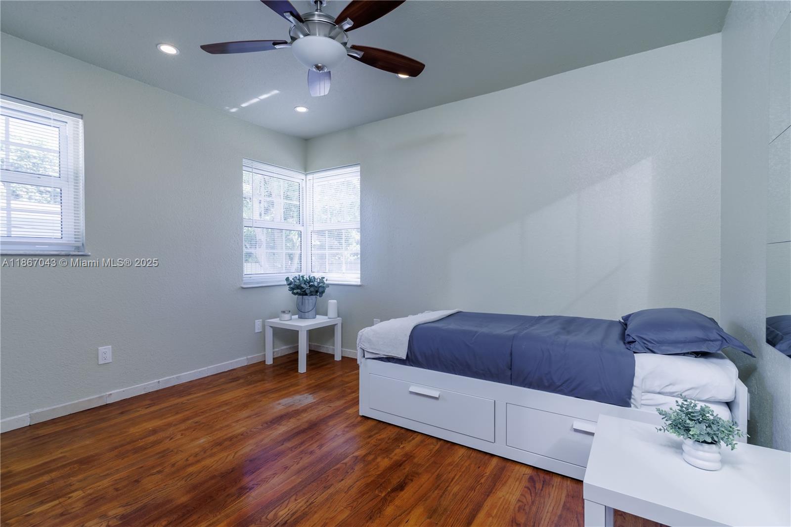 BRENTWOOD - Residential Lease