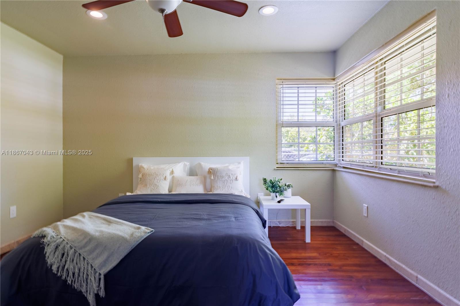 BRENTWOOD - Residential Lease