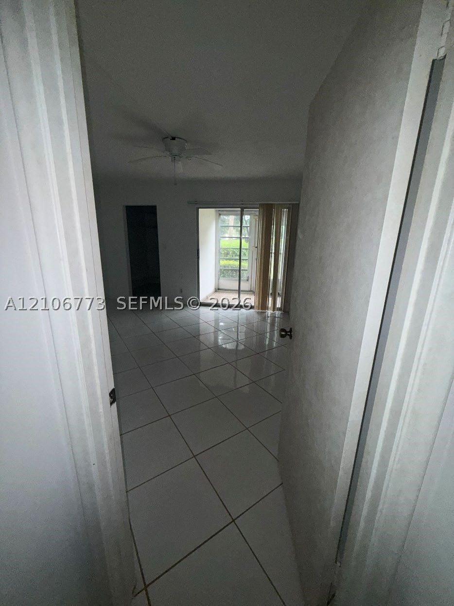 2305 Lucaya Ln G1