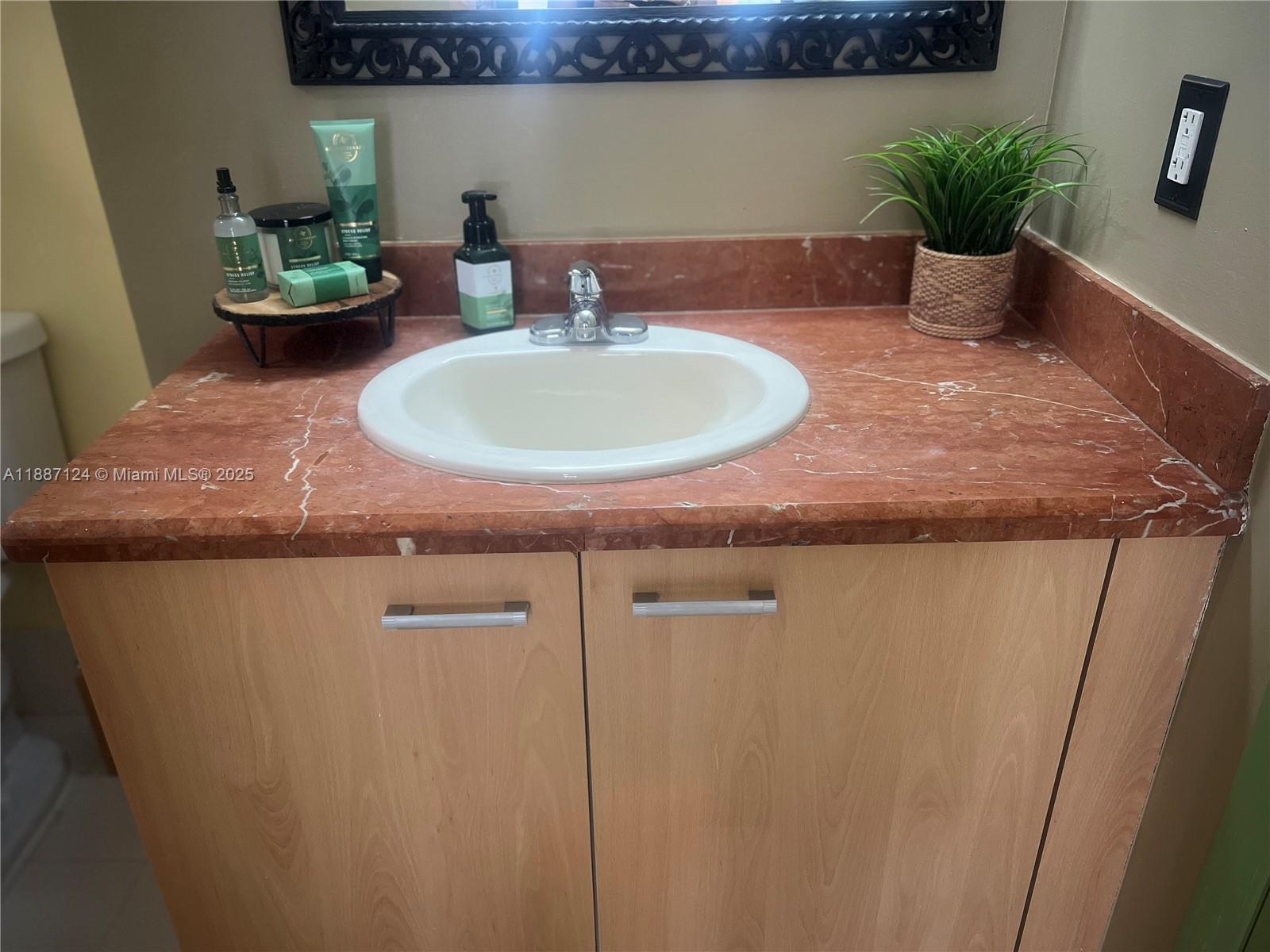 HIGHLAND PARK LOFTS CONDO - Residential