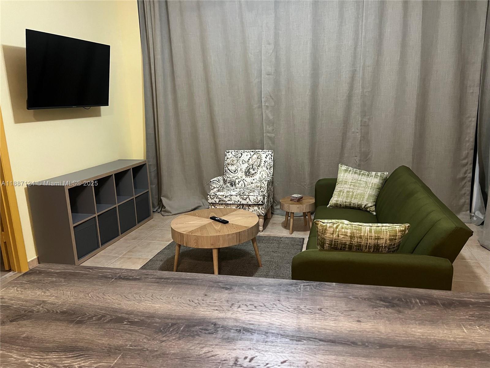 HIGHLAND PARK LOFTS CONDO - Residential