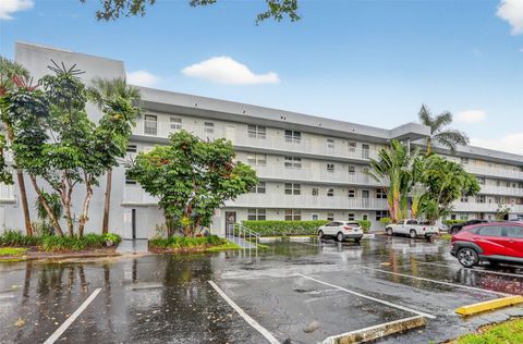 106 Royal Park Dr 4C Oakland Park FL 33309