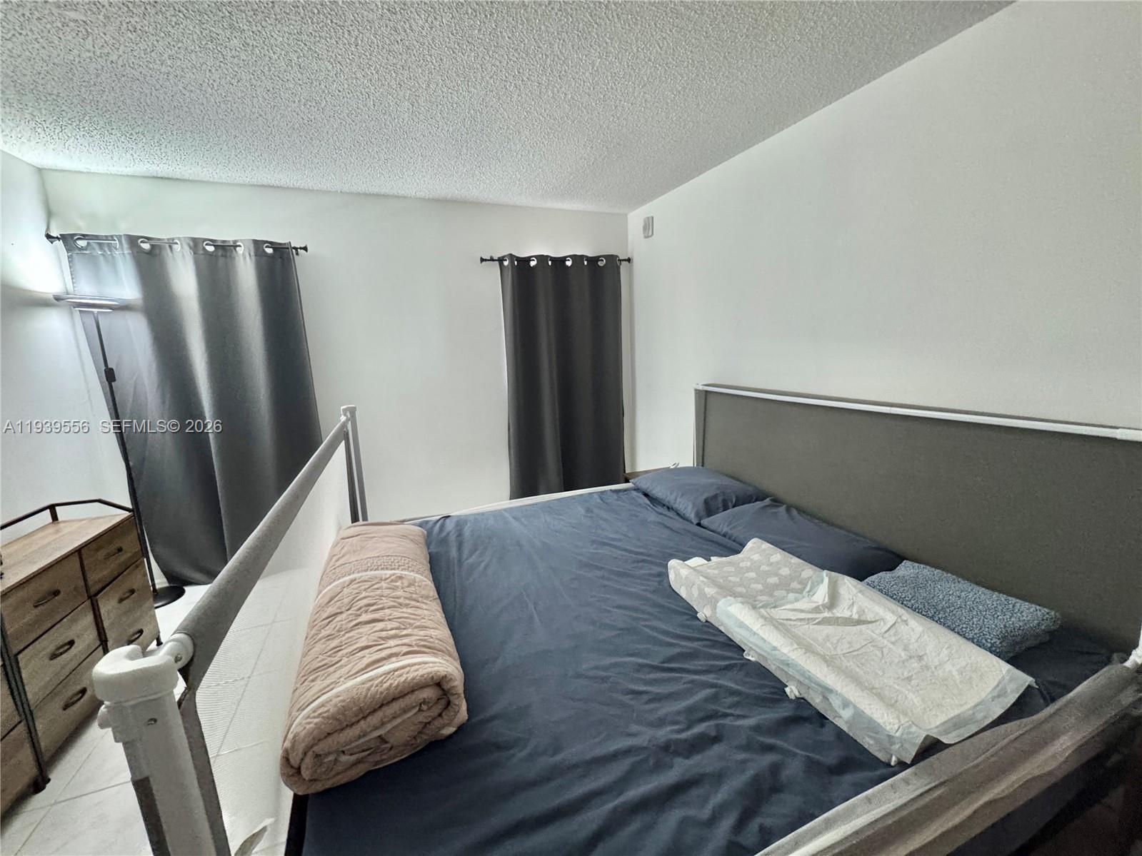 1750 NE 191st St 523-F