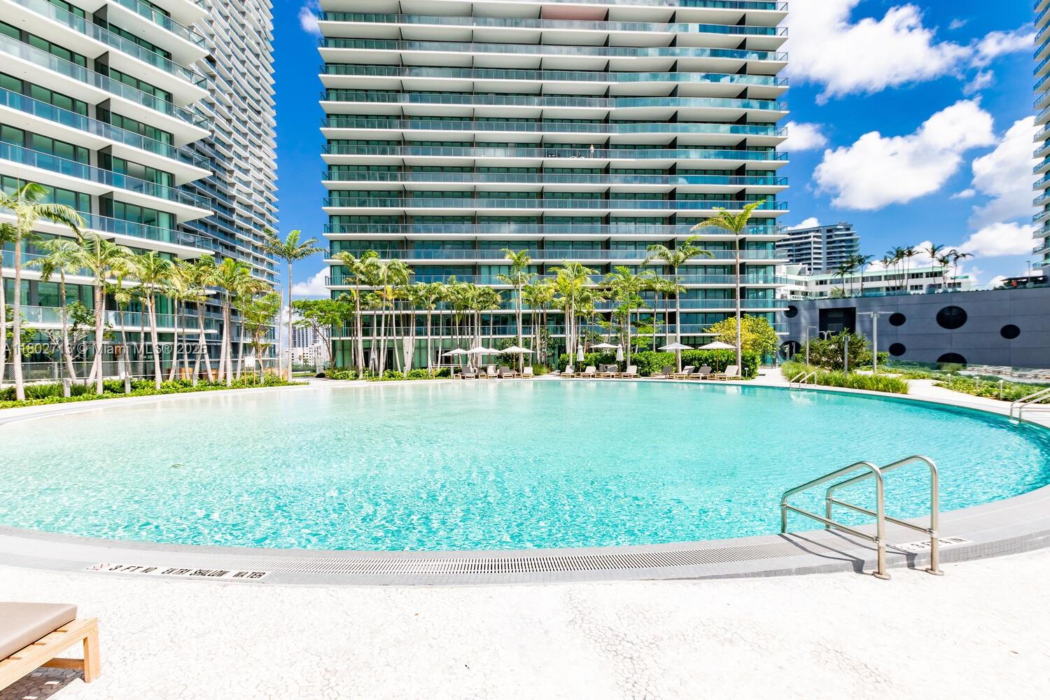 PARAISO BAY CONDO - Residential