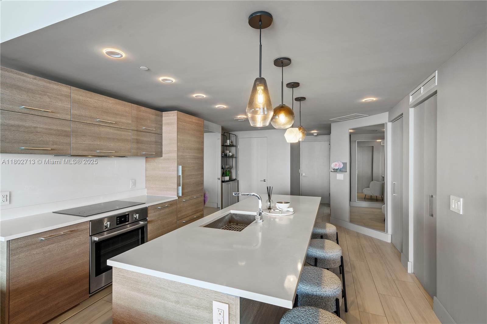 PARAISO BAY CONDO - Residential
