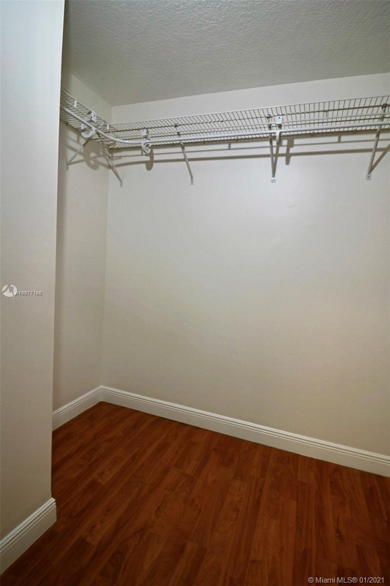 LANDINGS - Residential