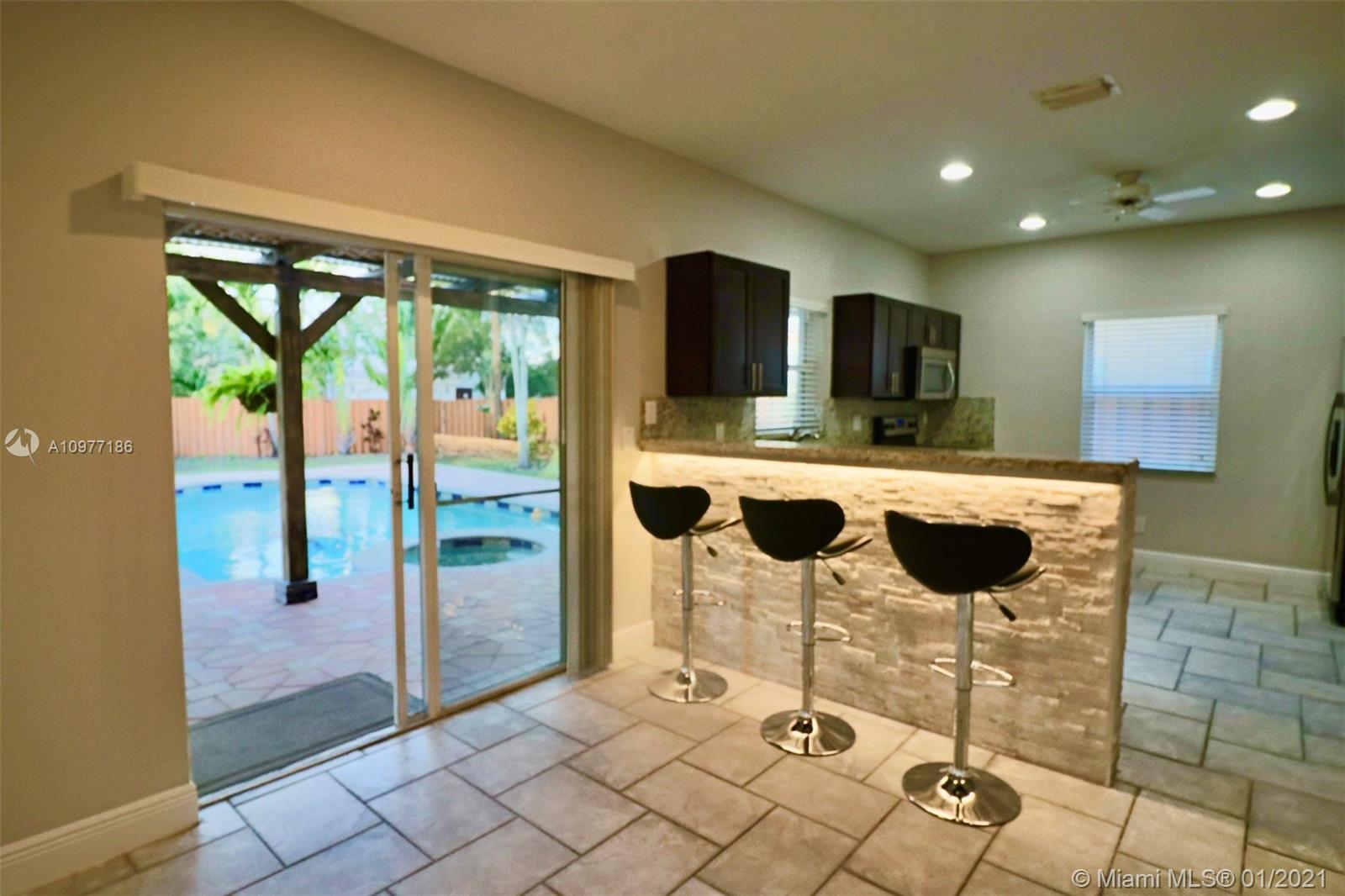 LANDINGS - Residential