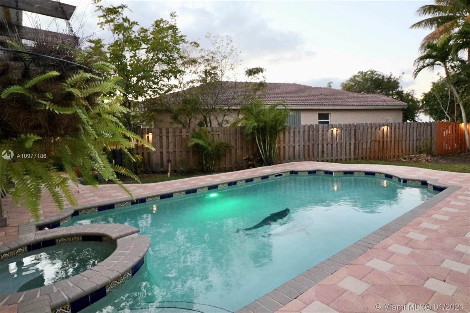 LANDINGS - Residential