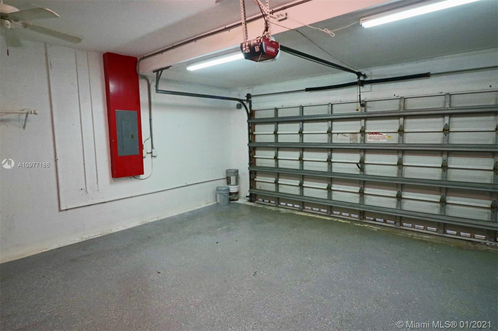 LANDINGS - Residential