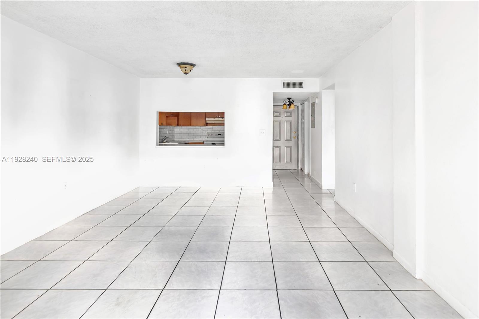 SAMARI LAKE EAST CONDO - Residential Lease