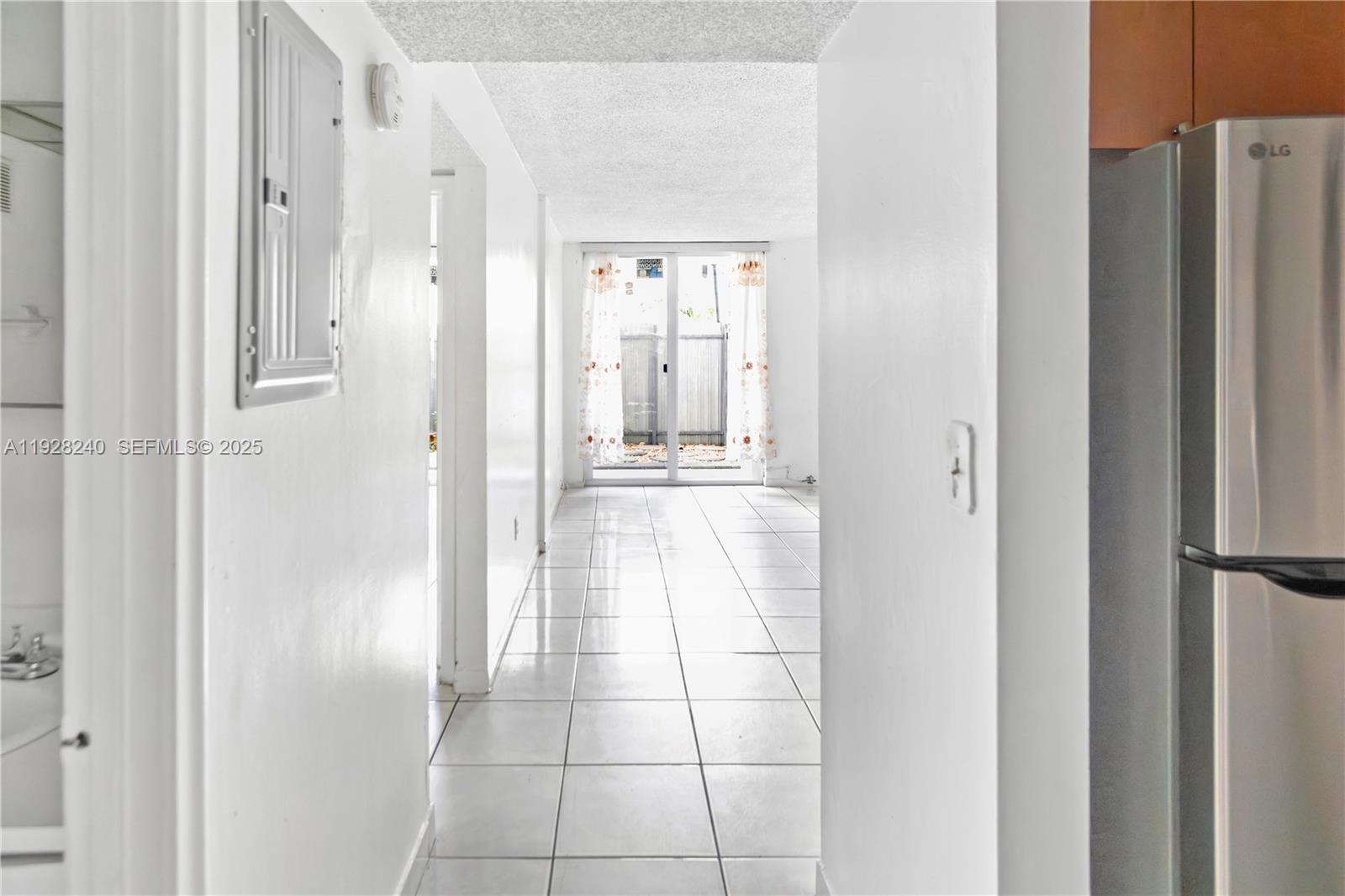 SAMARI LAKE EAST CONDO - Residential Lease