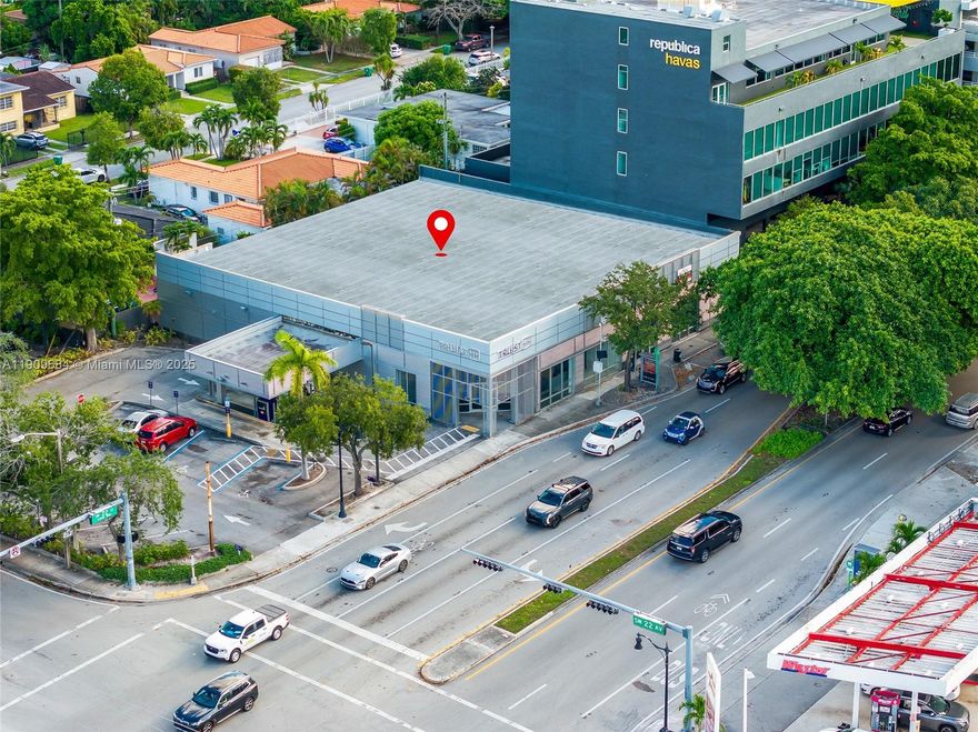 This ±5,046 SF space offers excellent visibility and strong frontage exposure on Coral Way, along with over 20 on-site parking spaces, which is extremely rare for the area. The interior features a clean and flexible layout that can easily accommodate retail, medical, office, wellness, or service-based uses. The property has great accessibility and signage potential, and is centrally located just minutes from Coral Gables, Brickell, Coconut Grove, and surrounding residential neighborhoods. A convenient and well-positioned location for any business looking for presence on a major Miami corridor.
