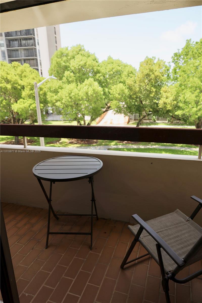 CASA BELLA VILLAS - Residential Lease