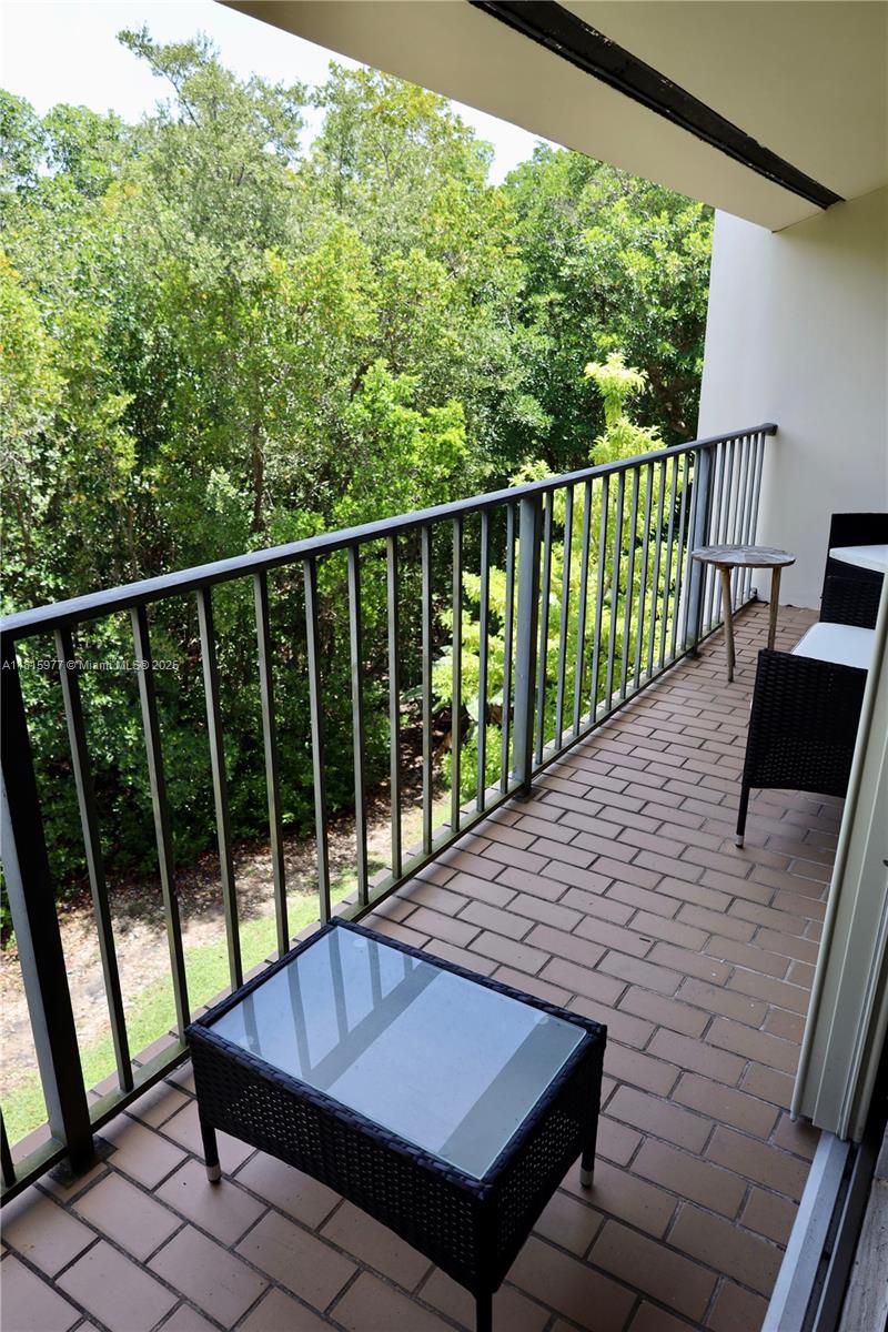 CASA BELLA VILLAS - Residential Lease