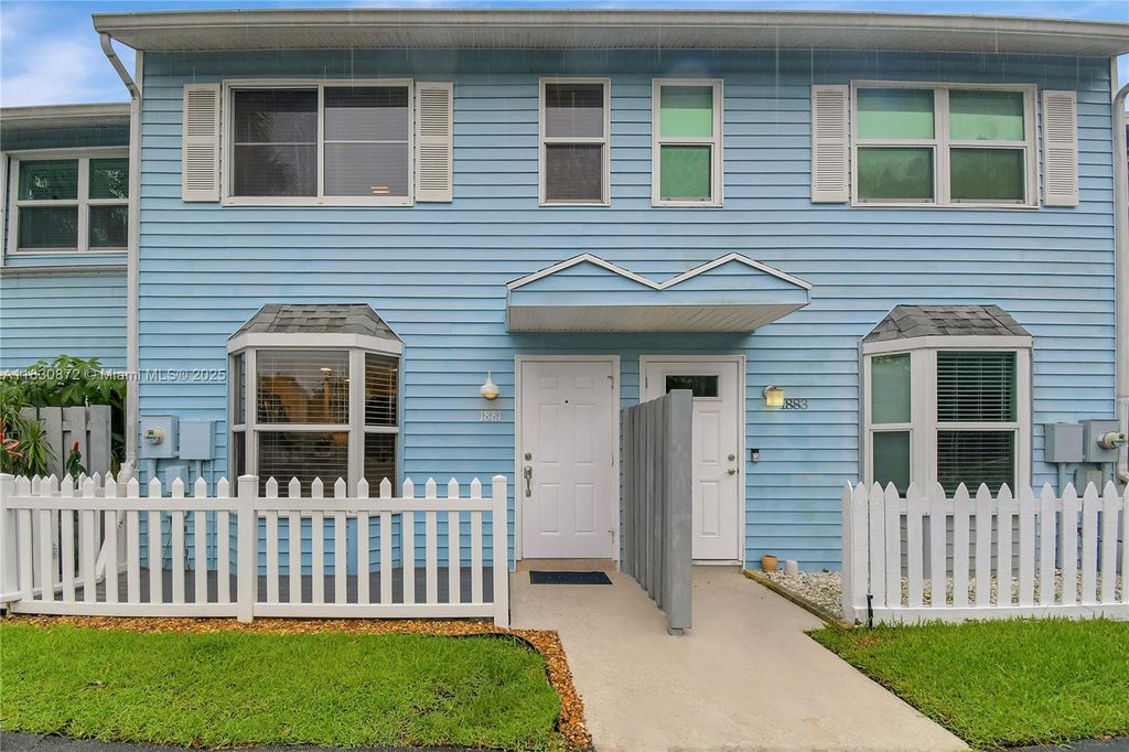 Photo of 1881 NE 15th Ave, Fort Lauderdale, FL 33305 (MLS # A11830872)