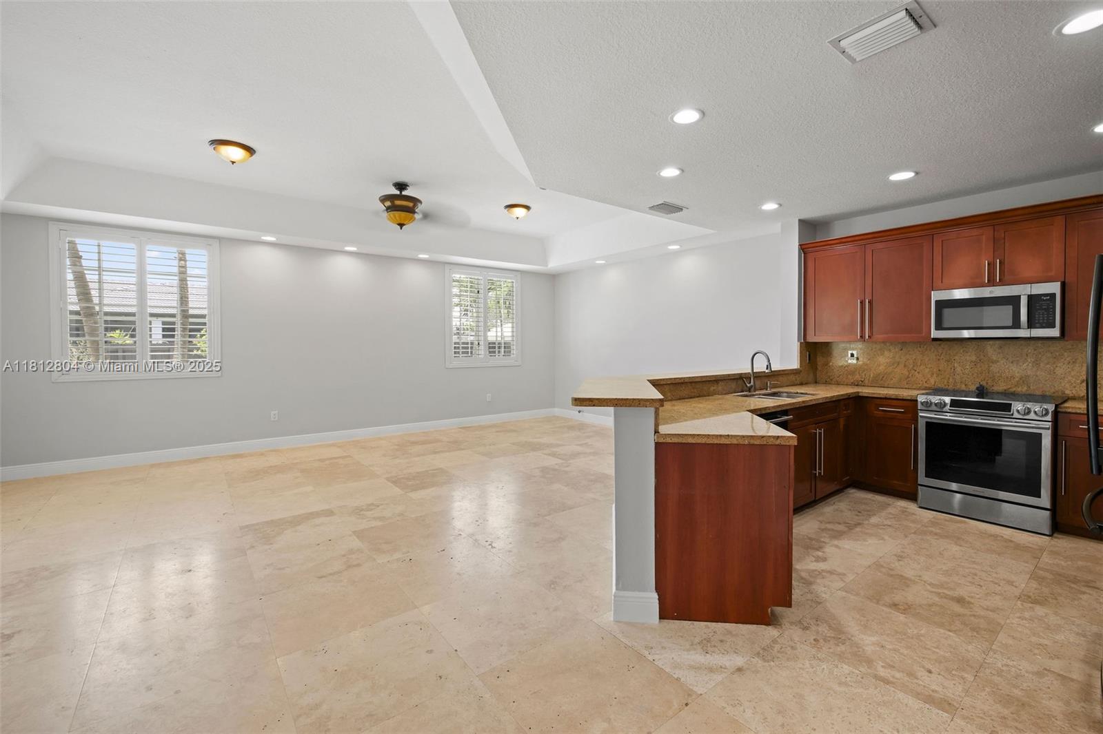 EMERALD GREENS SUB - Residential