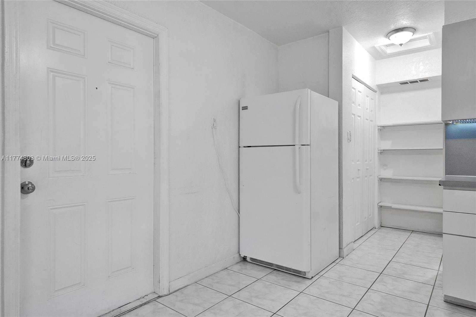 HOLLYWOOD PARK, OCEAN - Residential Income