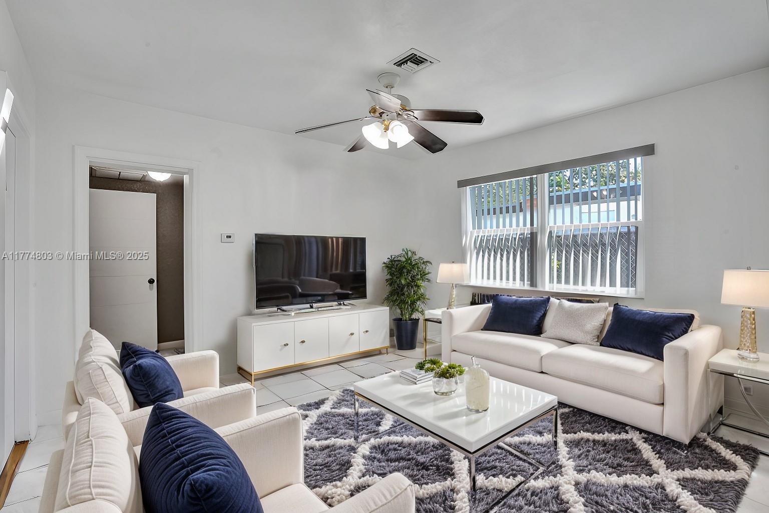 HOLLYWOOD PARK, OCEAN - Residential Income